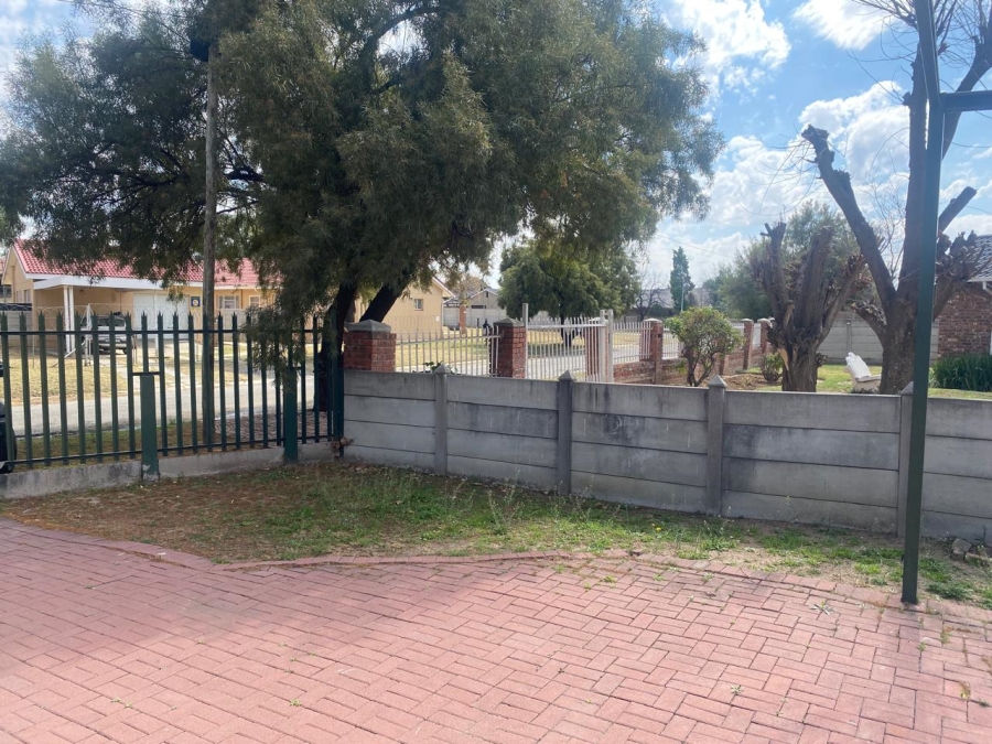 2 Bedroom Property for Sale in Lakeview Free State